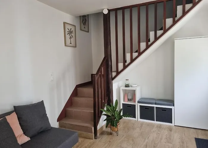 Maison Ville Dans Une Voie Privee