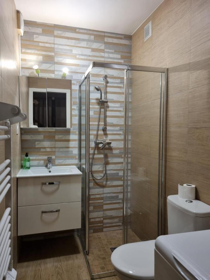 Appartement Maison Dans Voie Privee Saint-Ouen (Seine-Saint-Denis)