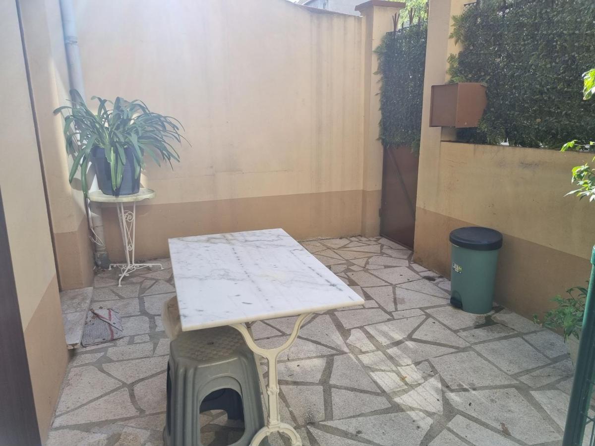 Appartement Maison Dans Voie Privee Saint-Ouen (Seine-Saint-Denis)